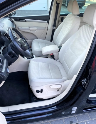Seat Alhambra cena 62000 przebieg: 330000, rok produkcji 2011 z Świebodzin małe 121